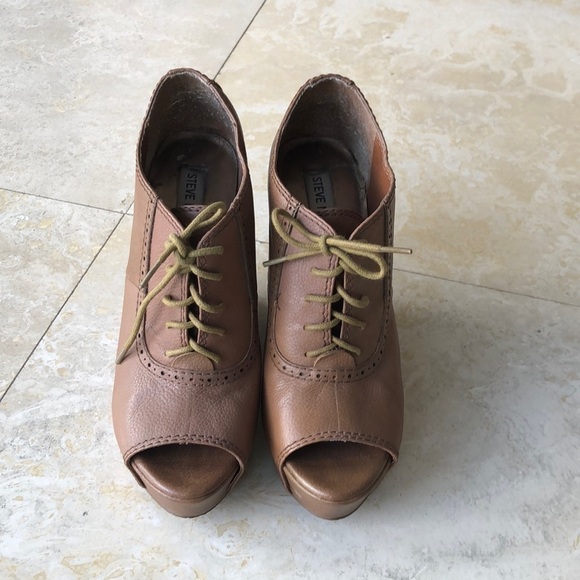 Steve Madden - Annton Leather Lace Up Wedges - 8 - Picture 3 of 7